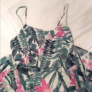 Old Navy floral leaf tropical dress