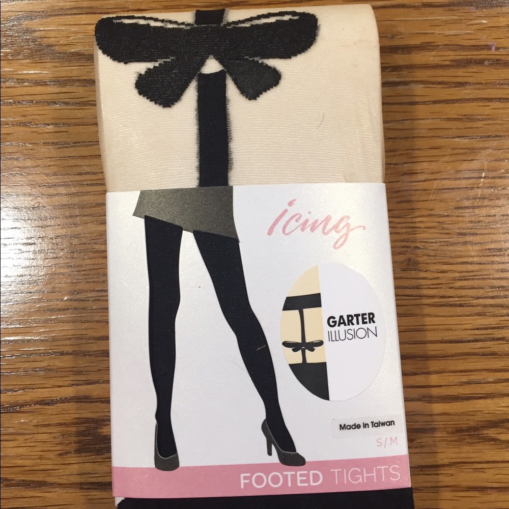 Garter illusion bow tights