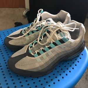 Baby blue Grey and white air max 95' size 9