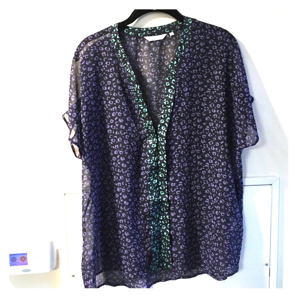 ZOA - Size S - cheeta print blouse