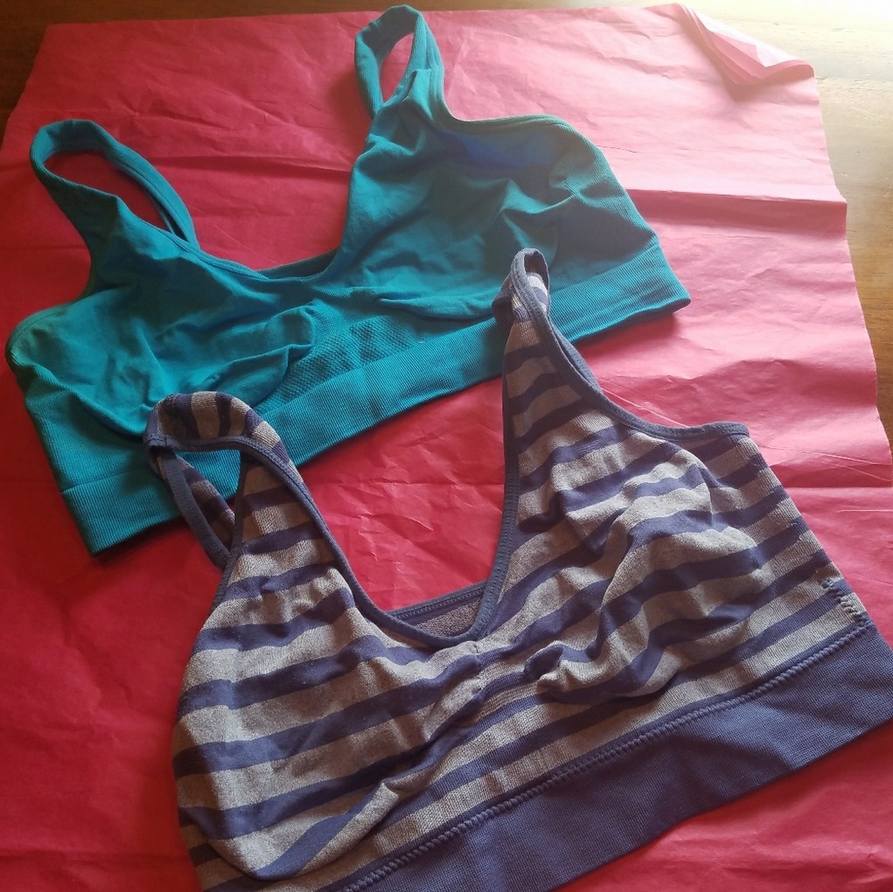 Lot of 2 sports bras 2x Jr. & CL Women's