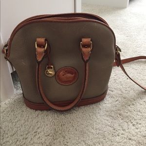 Vintage dooney and bourke bucket bag