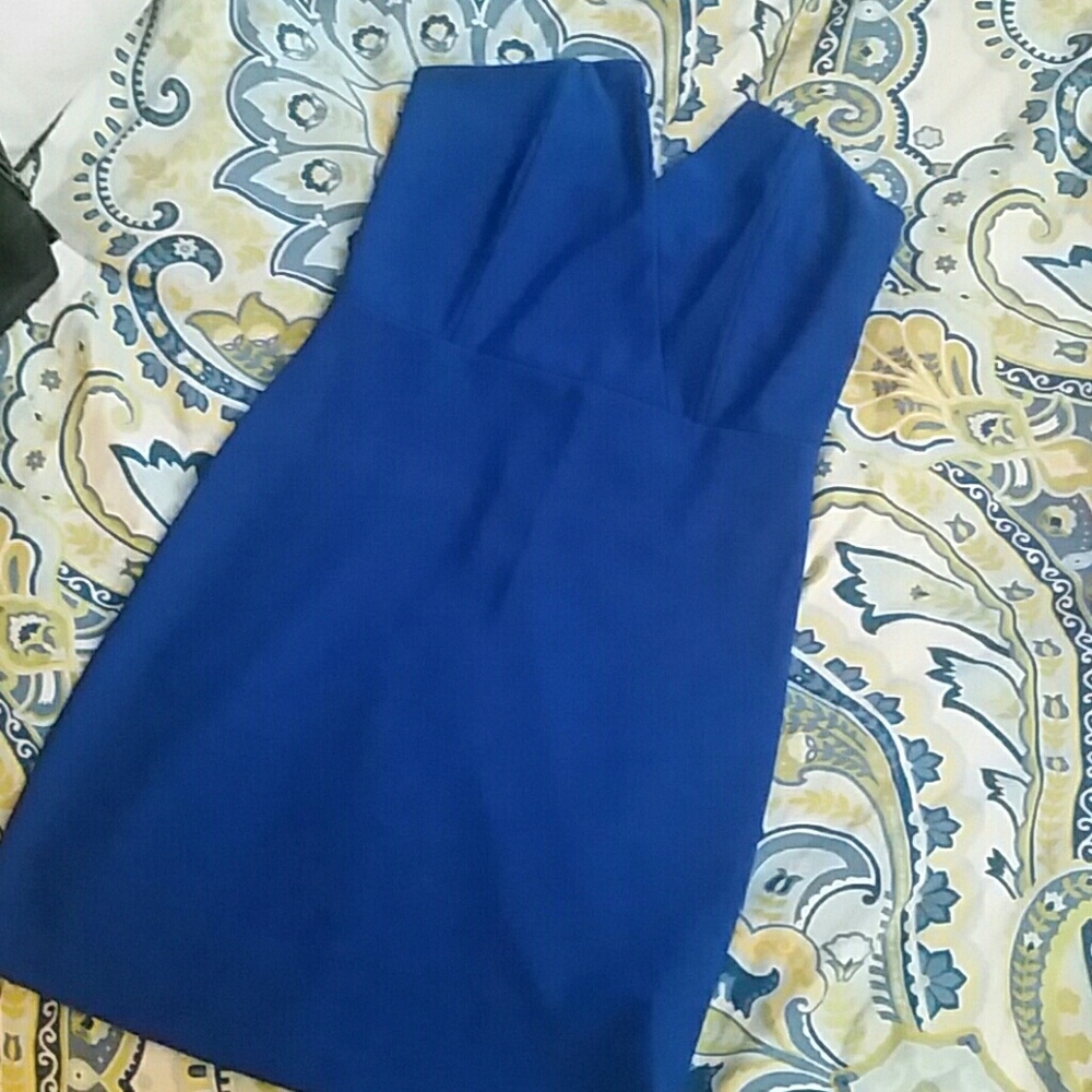 Beautiful dress. Worn once