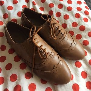 Women's Brown Oxford Loafers
