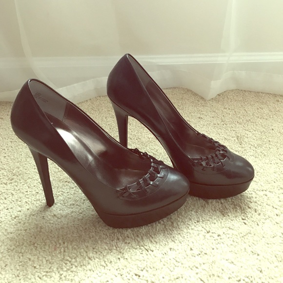 Brand new pumps! - Picture 1 of 4