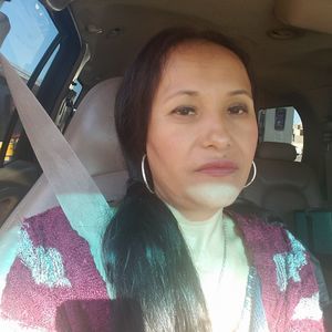 Meet your Posher, Gloria