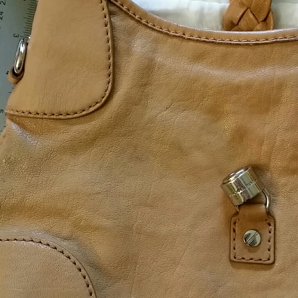 Michael MK Adorable Peanut Med/small Leather Bag!! - Picture 5 of 8