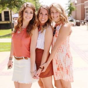 Meet your Posher, Kayla