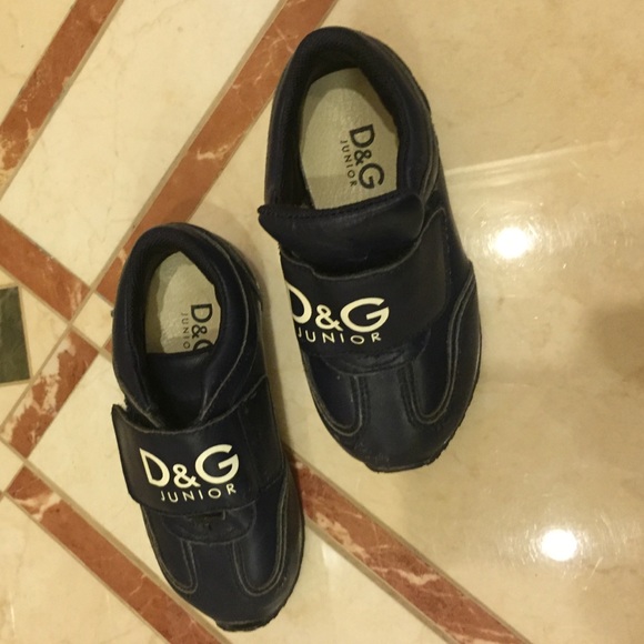 Shoes - Picture 2 of 2