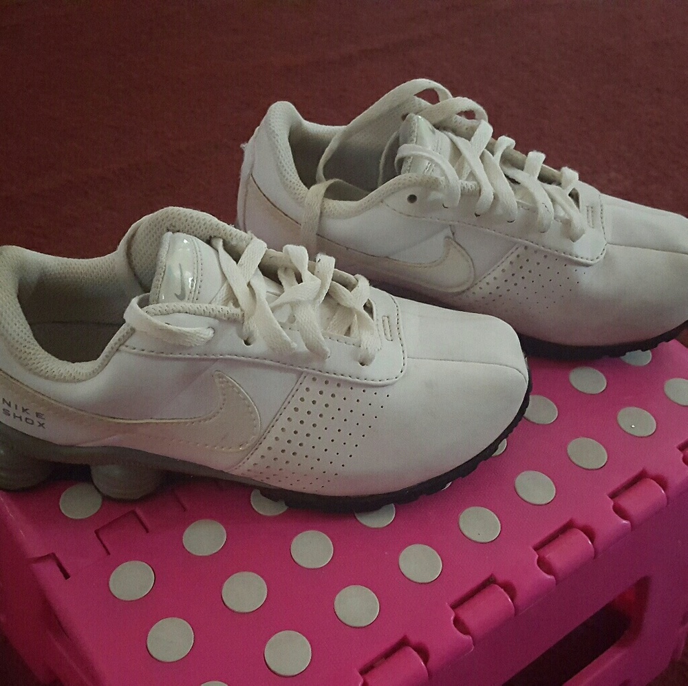 Girls Nike Shox