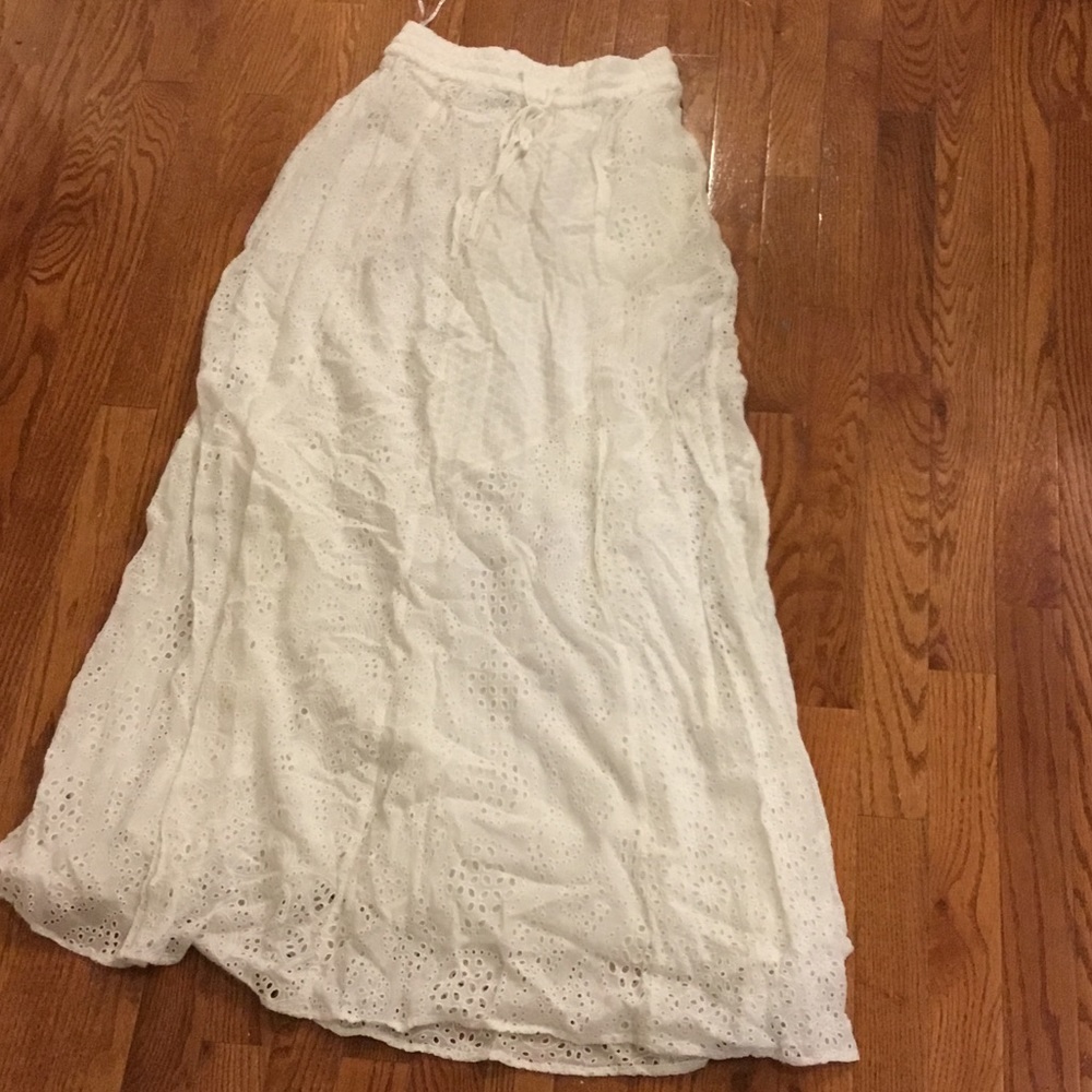 Zara eyelet white maxi skirt