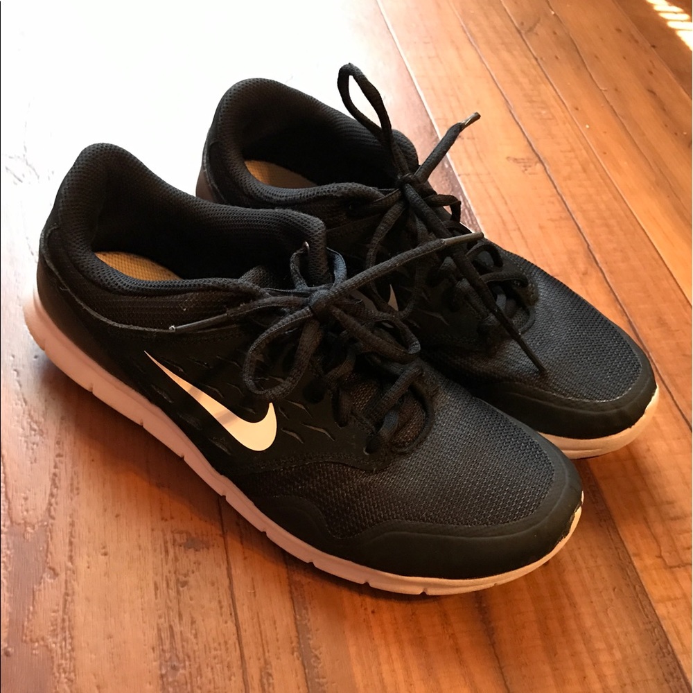 Black Nike shoes