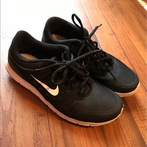 Black Nike shoes