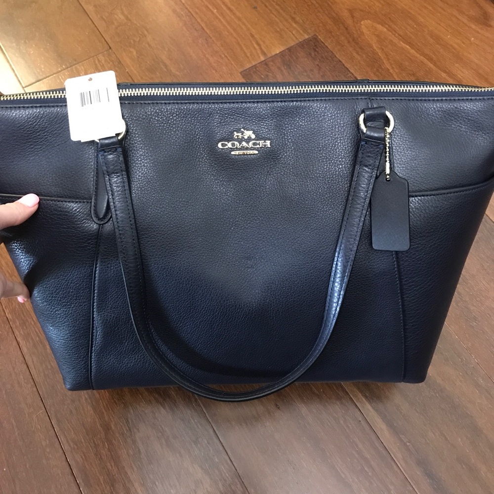 NWT Beautiful Midnight Blue Coach Ava Purse