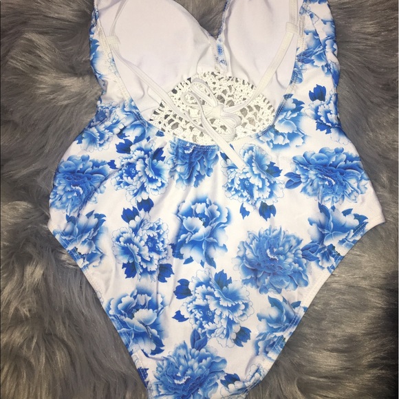 ❗️Final Price ❗️Crochet Women's Swimsuit Swimwear - Picture 4 of 4