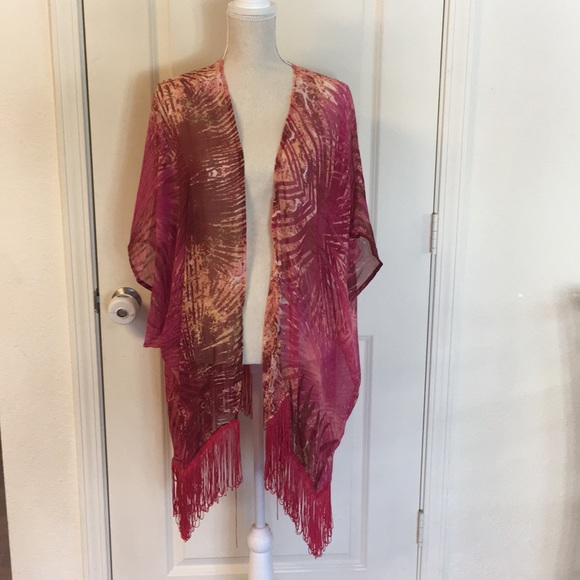 studio thirty six Tops - Pink & white NWT Palmtree leaf kimono studio 36