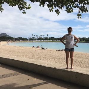 Meet your Posher, Caitlin