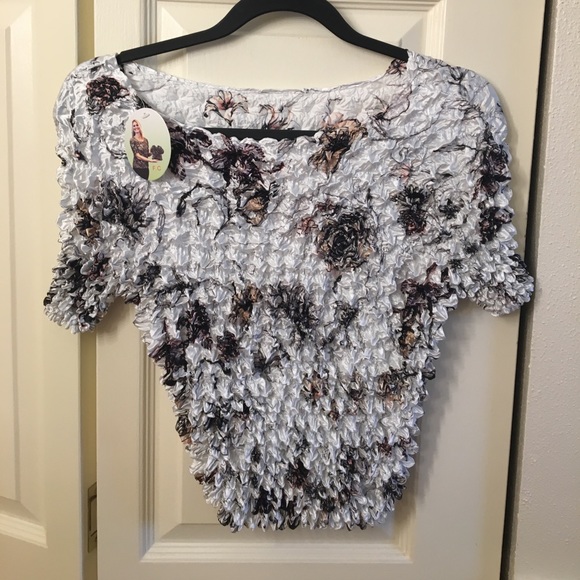 Handmade F.C Stretchy Shirt - Picture 1 of 3