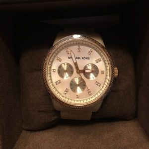 Micheal Kors Horn Watch