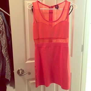 2B BEBE Pink/salmon bodycon dress. Size L