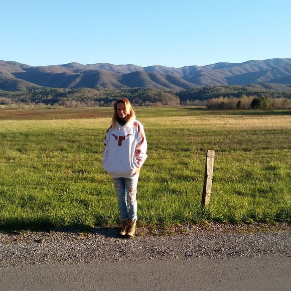 Meet your Posher, Amber - Picture 1 of 1