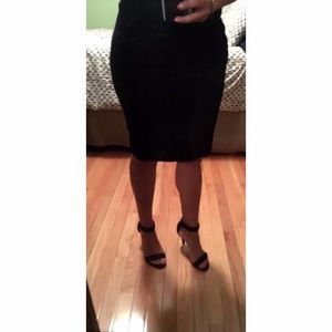 BEBE black tight pencil skirt. Size 8