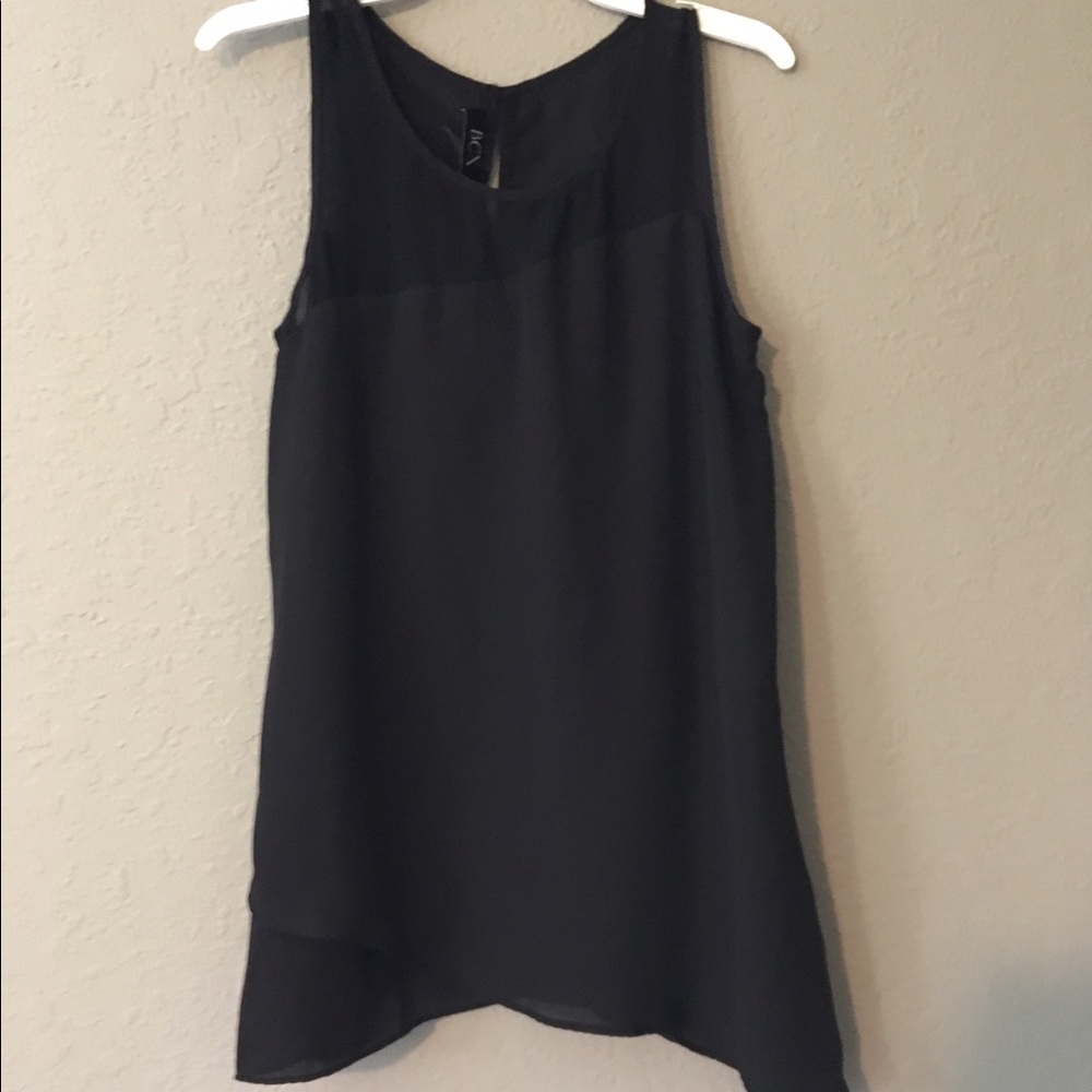 Black asymmetrical tank