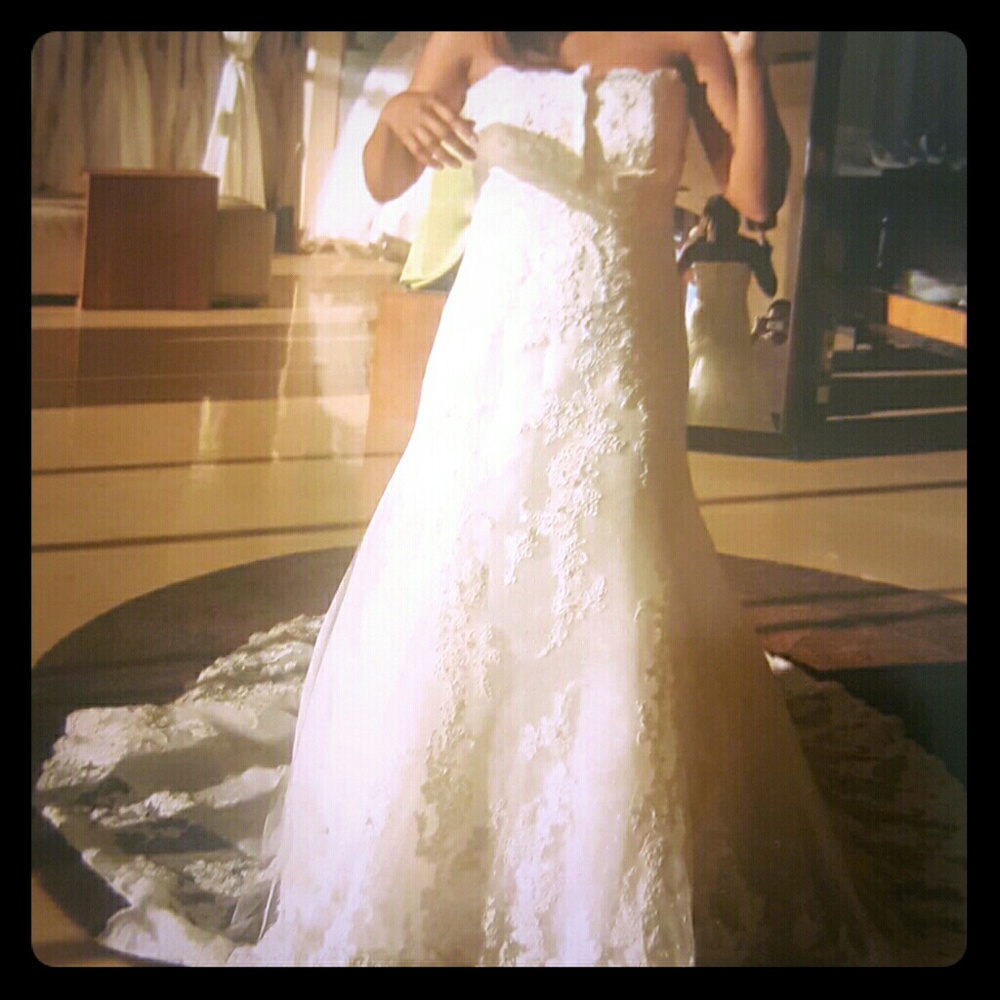 Wedding dress