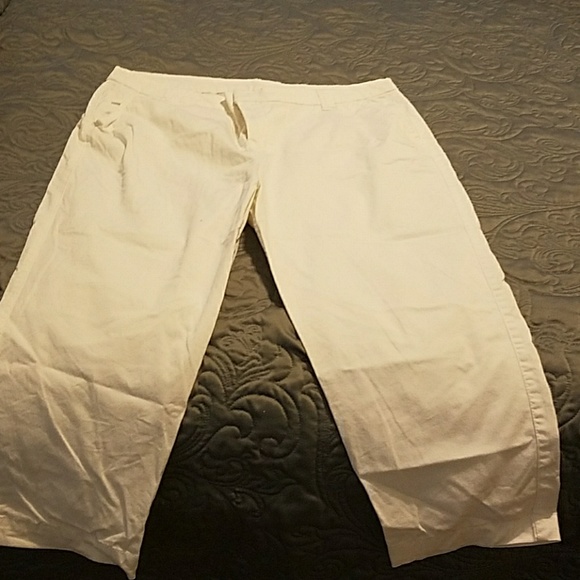 Capri pants - Picture 1 of 2