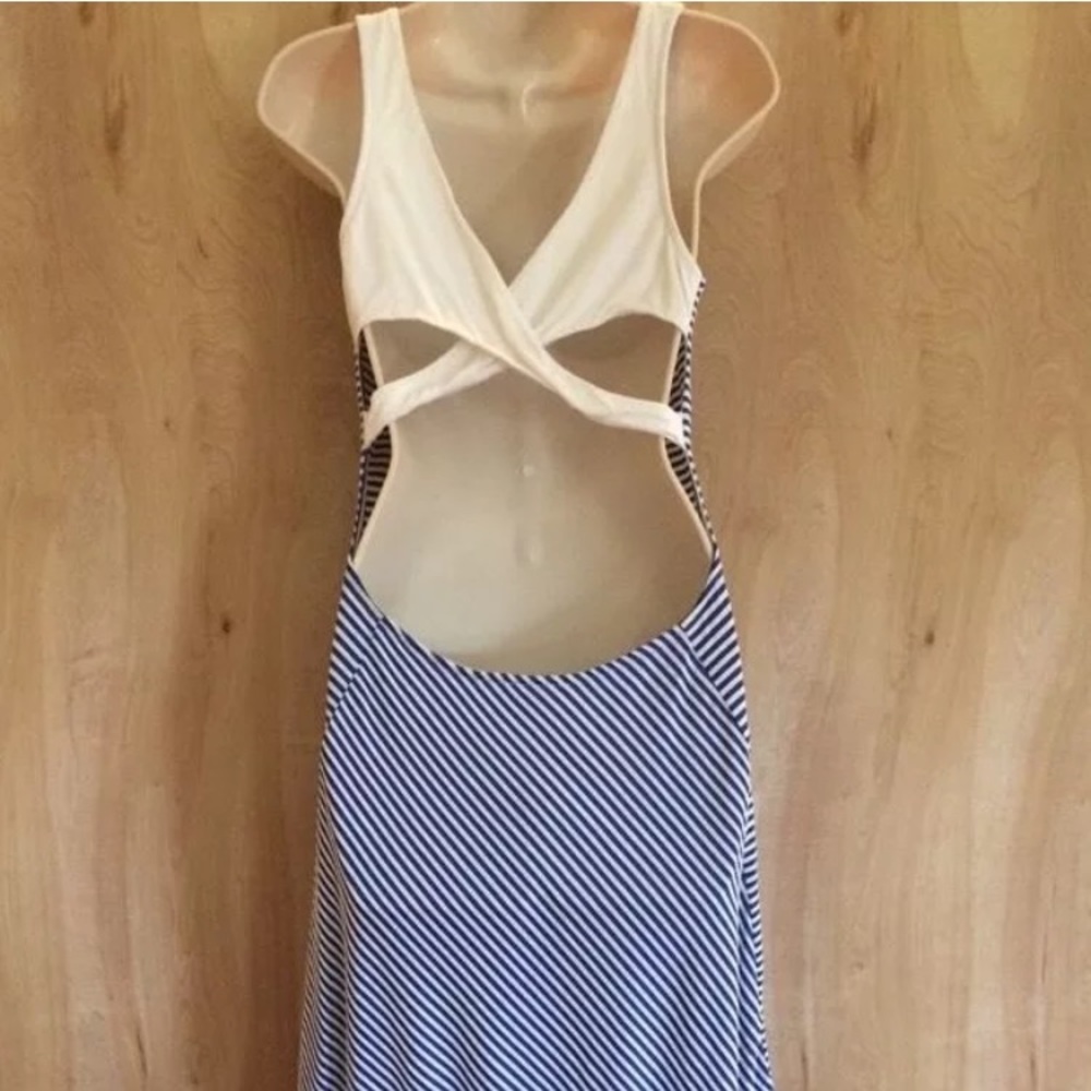 Arden B Maxi Open dress