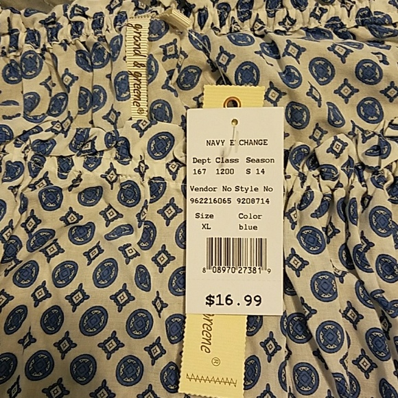 Top - Picture 2 of 3