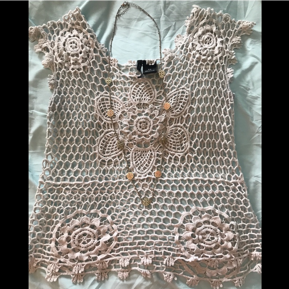 Crochet top 💫