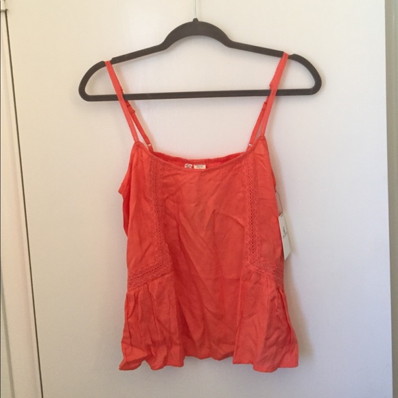 VOLCOM STARFISH CAMI - Picture 3 of 3