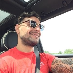 Meet your Posher, Mike