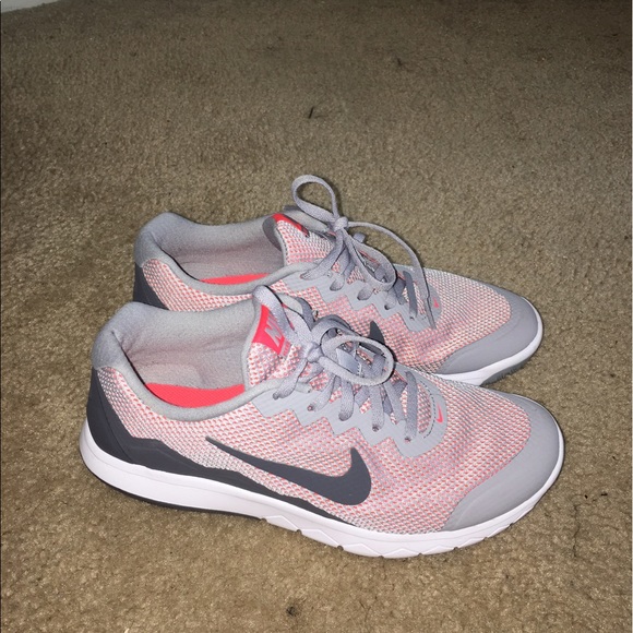 Nike Sale ‼️ - Picture 2 of 5