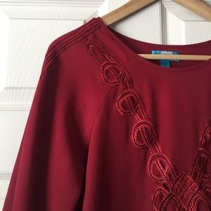 Francesca's Burgundy 3/4 sleeve Blouse