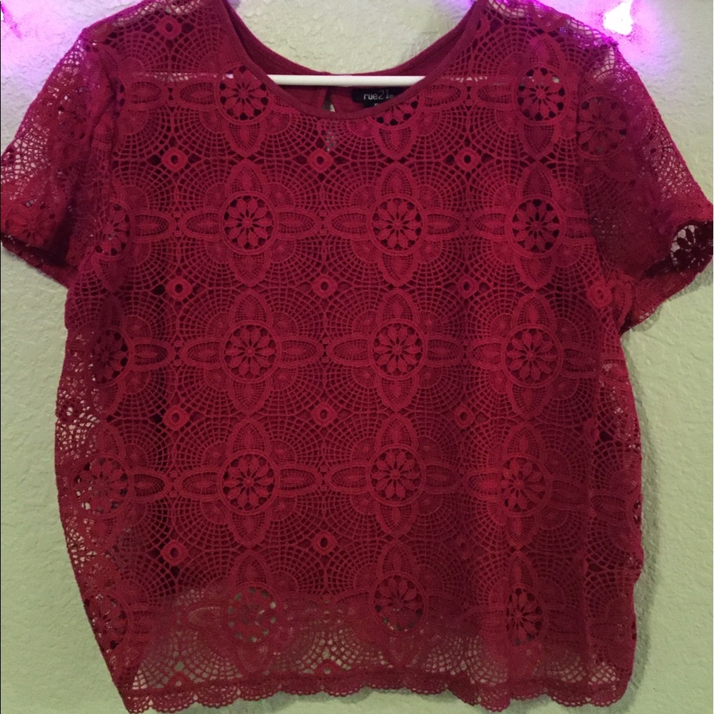 CUTE Rue 21 lace crop top!