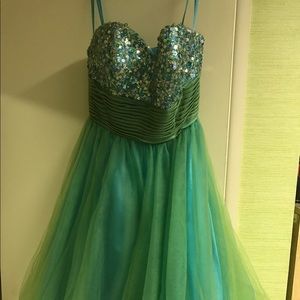 Sean Couture Prom Dress
