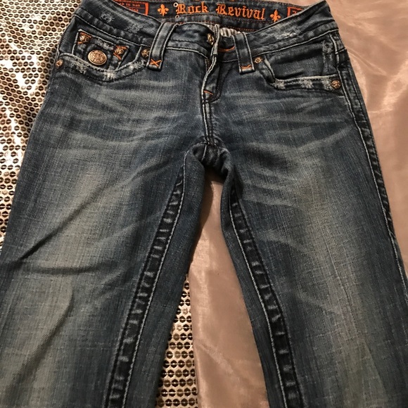 Rock Revival Jen Straight leg Jeans - Picture 2 of 3