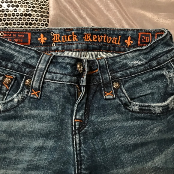 Rock Revival Jen Straight leg Jeans - Picture 3 of 3
