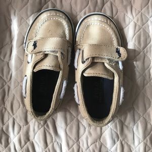 Toddler shoes