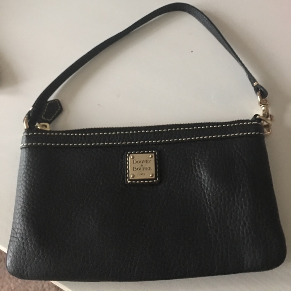Dooney & Bourke black wristlet