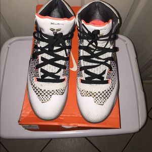 Nike Kobe 9 Elite "Gold"