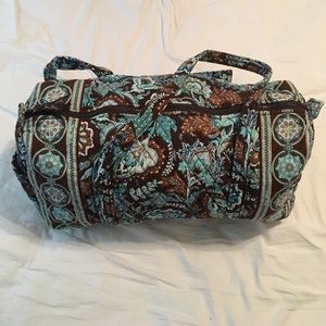 Very Bradley duffle bag