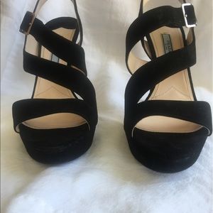 Authentic Ladies Prada Shoes