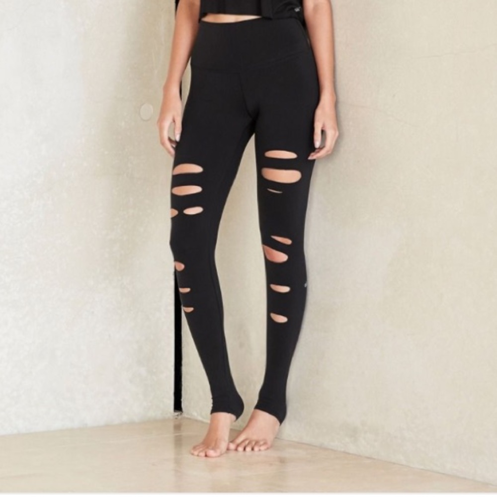 Alo black high-waist ripped warrior leggings sz S
