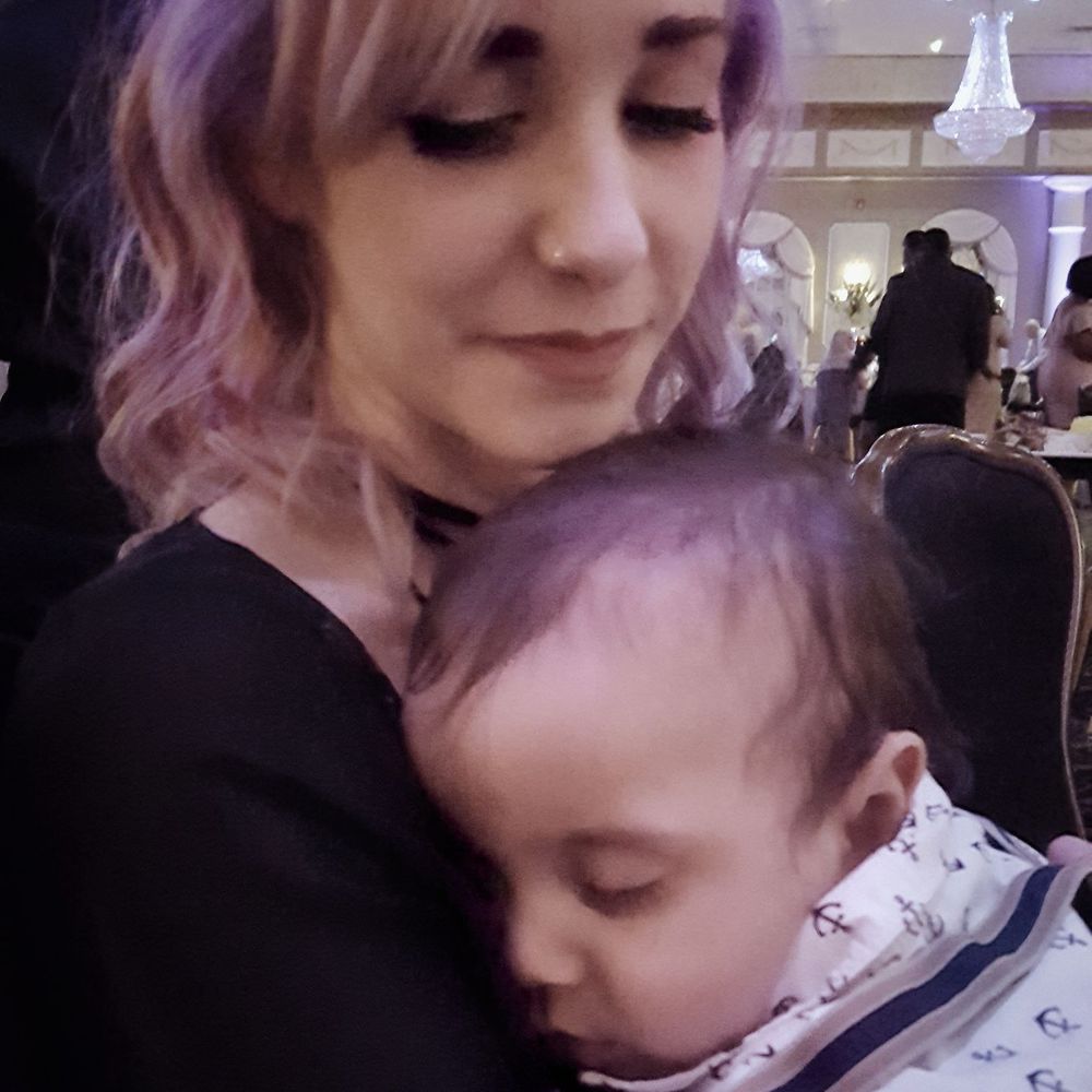 Meet your Posher, Danielle