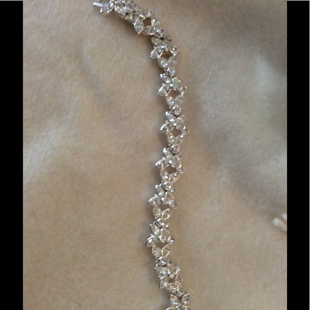 Rhinestone & silver tone bracelet.