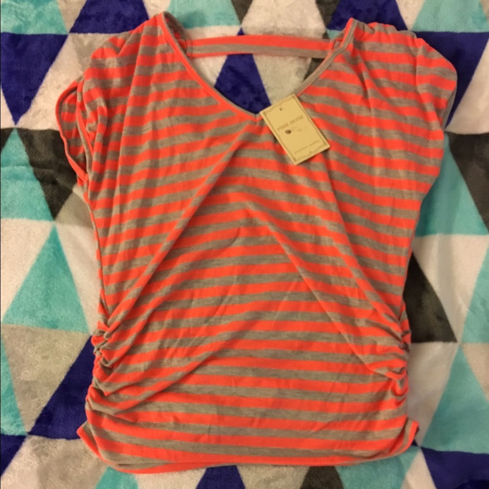 Short-sleeve shirt