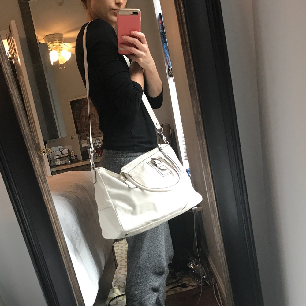 COACH - White/cream leather bag with satchel strap - Picture 6 of 6